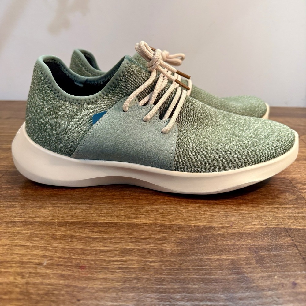 Vessi Women's Everyday Classic Sneaker Fig Green On Off White New In Box Size 10 - Picture 12 of 14